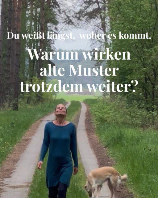 Viele Menschen glauben irgendwann, sie müssten doch längst „weiter“ sein.

Sie haben Bücher gelesen.
Sie waren in Therapie.
Sie haben reflektiert, verstanden, analysiert.

Und trotzdem merken sie manchmal, dass alte Muster plötzlich wieder auftauchen.

Genau in diesen Momenten beginnen viele, an sich selbst zu zweifeln.

„Warum mache ich das schon wieder?“
„Ich dachte, ich hätte das längst gelöst.“

Doch genau hier liegt oft ein Missverständnis.

Innere Veränderung verläuft selten geradlinig.

Manche Muster sitzen tiefer, als unser bewusster Verstand sie greifen kann. Oft zeigt sich ein Thema nicht erneut, weil wir versagt haben.

Sondern weil ein tieferer Anteil in uns gesehen, verstanden und verändert werden möchte.

In meiner Arbeit begleite ich Menschen genau an diesen Punkten.

Nicht oberflächlich. Nicht symptomorientiert.

Sondern dort, wo innere Muster wirklich entstehen und nachhaltige Veränderung möglich wird.

Manchmal braucht es jemanden, der gemeinsam mit uns auf die Ebenen schaut, die wir alleine nur schwer erreichen. Wenn du dir genau das wünschst, bin ich gerne an deiner Seite. 🩷

Alles Liebe, Claudia

#innerearbeit #persönlichkeitsentfaltung #traumaheilung #transformation #selbstbewußtseinstärken